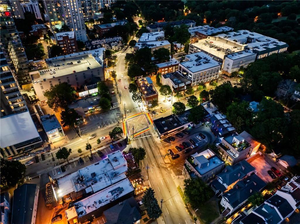 Atlanta, Georgia, 30309, United States, 3 Bedrooms Bedrooms, ,4 BathroomsBathrooms,Residential,Active,1997555