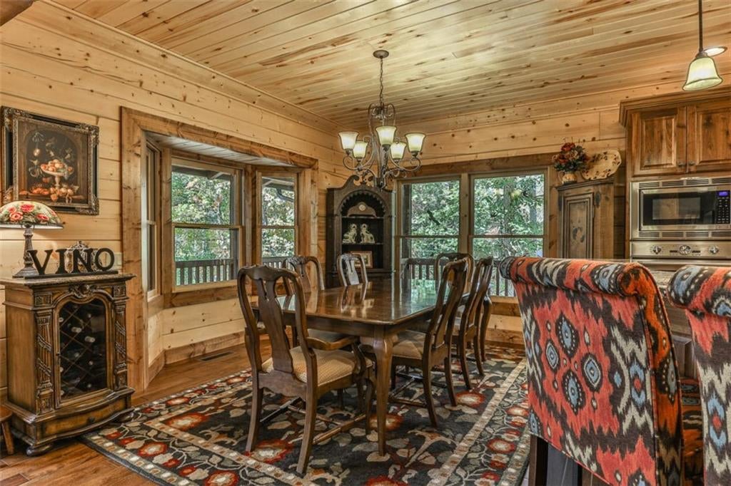 Talking Rock, Georgia, 30175, United States, 5 Bedrooms Bedrooms, ,5 BathroomsBathrooms,Residential,Active,1953388