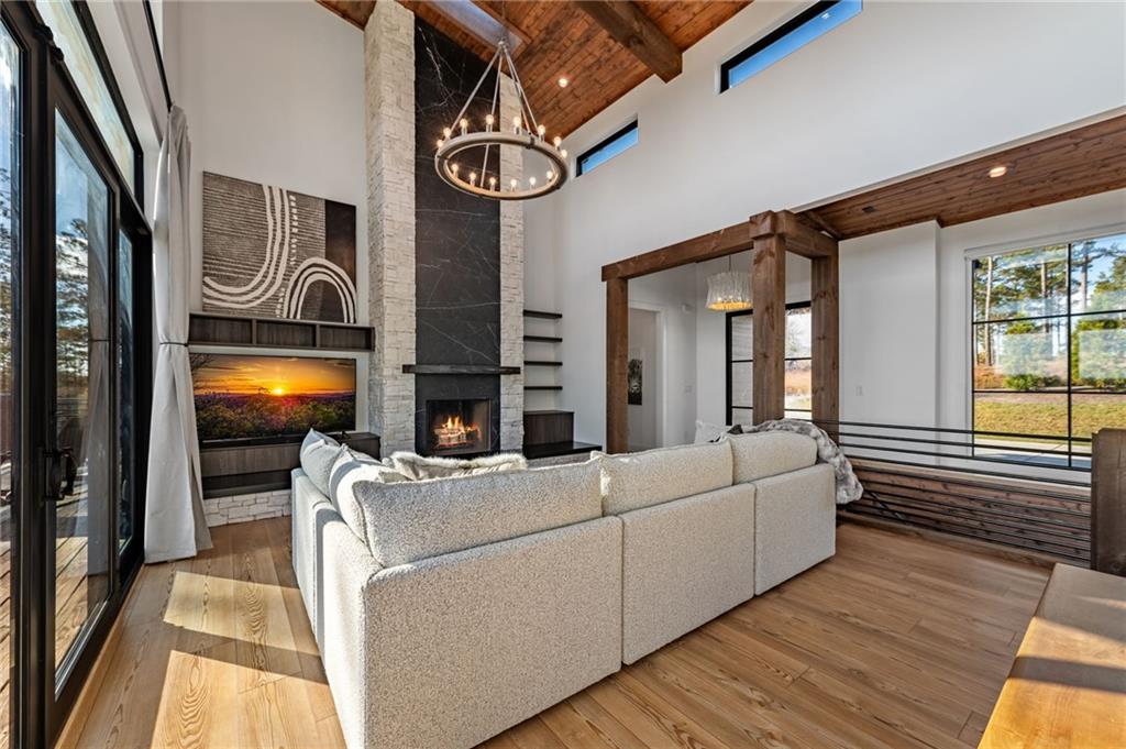 Ellijay, Georgia, 30540, United States, 4 Bedrooms Bedrooms, ,3 BathroomsBathrooms,Residential,Active,1988411