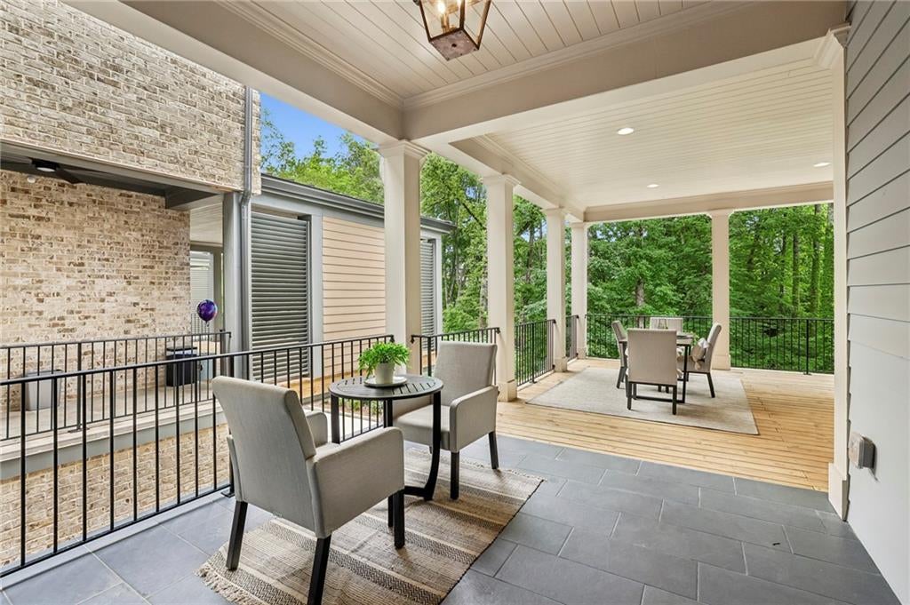Alpharetta, Georgia, 30009, United States, 3 Bedrooms Bedrooms, ,4 BathroomsBathrooms,Residential,Active,1946317