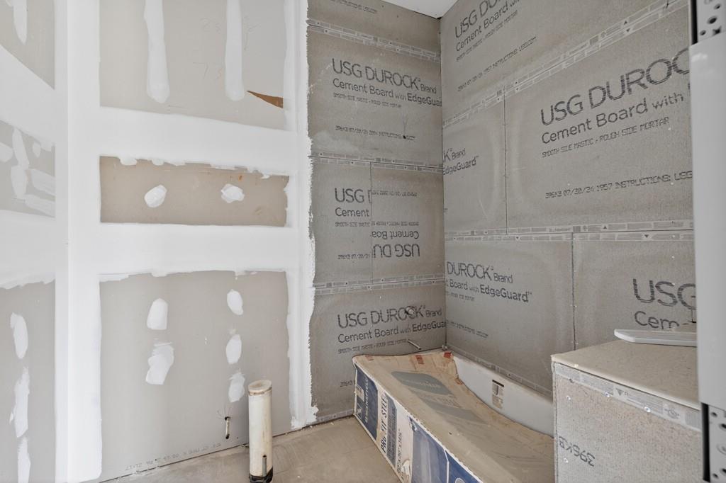 Loganville, Georgia, 30052, United States, 9 Bedrooms Bedrooms, ,10 BathroomsBathrooms,Residential,Active,1987241