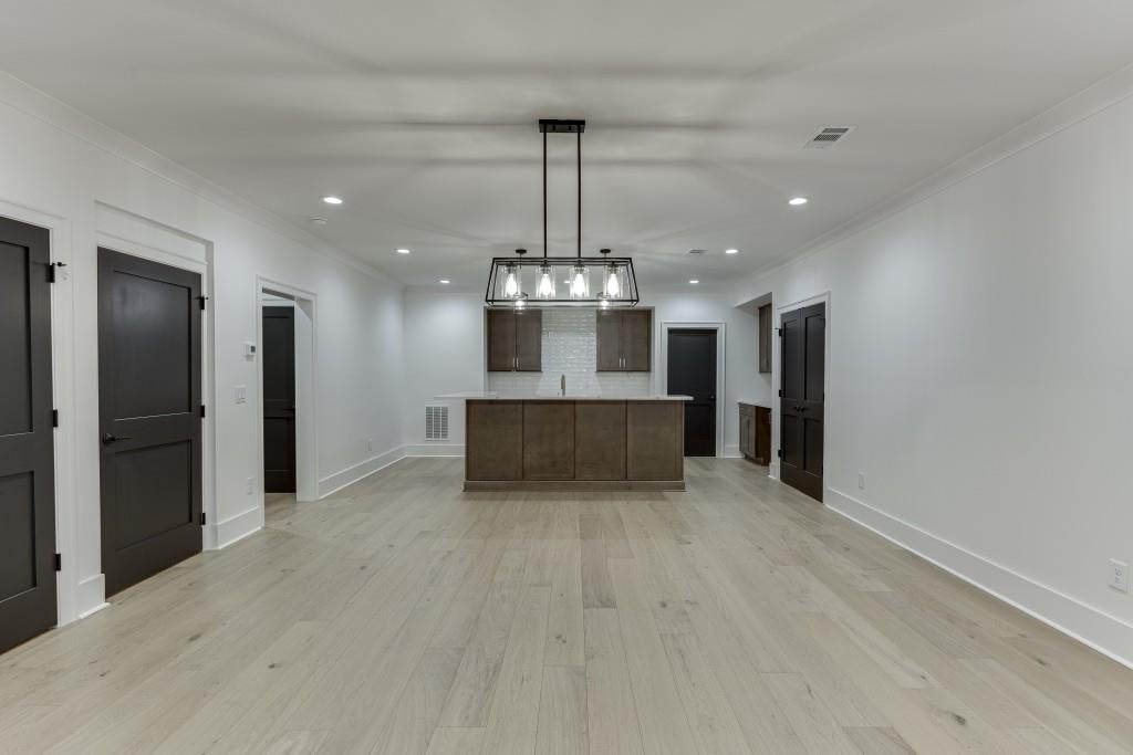 Flowery Branch, Georgia, 30542, United States, 4 Bedrooms Bedrooms, ,6 BathroomsBathrooms,Residential,Active,1999935