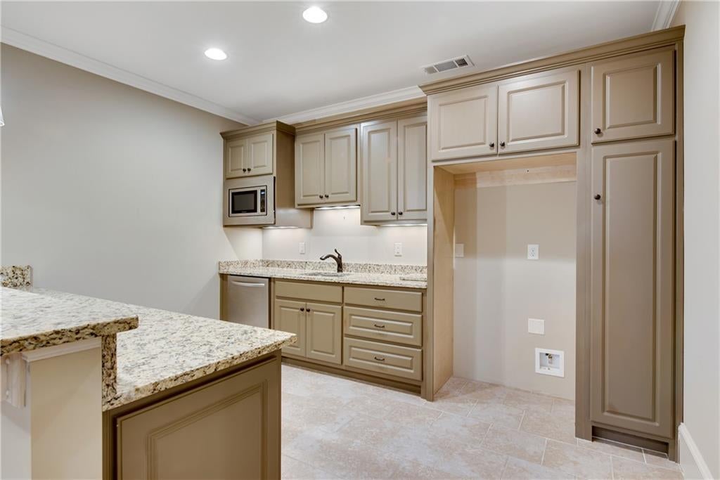 Braselton, Georgia, 30517, United States, 5 Bedrooms Bedrooms, ,5 BathroomsBathrooms,Residential,Active,2007019