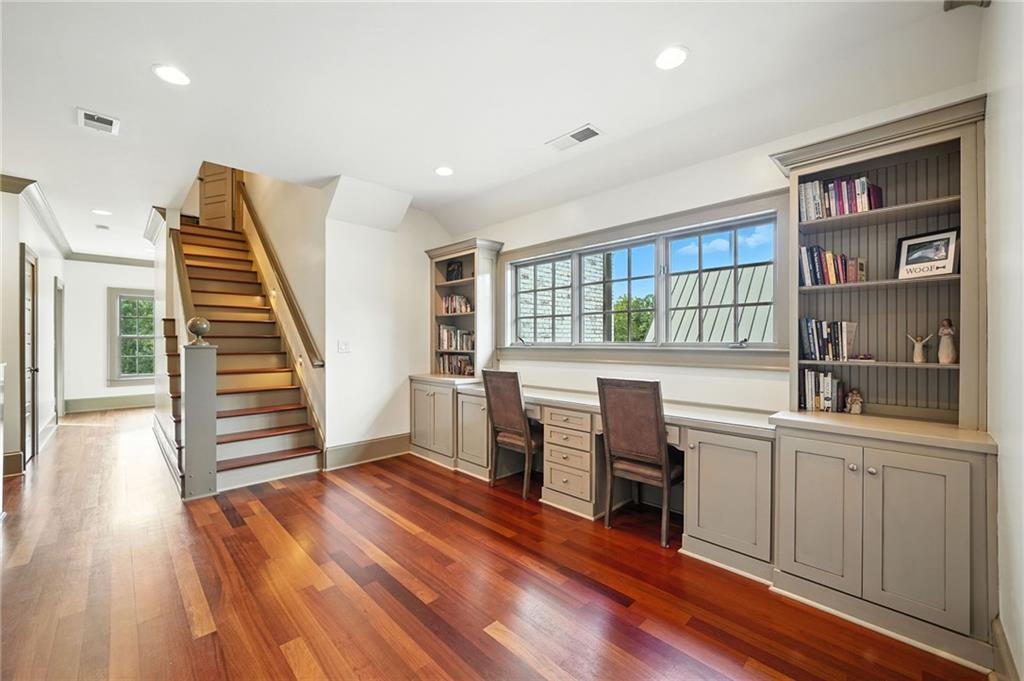 Ball Ground, Georgia, 30107, United States, 5 Bedrooms Bedrooms, ,6 BathroomsBathrooms,Residential,Active,1961964