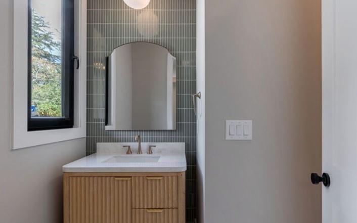 Cumming, Georgia, 30041, United States, 4 Bedrooms Bedrooms, ,5 BathroomsBathrooms,Residential,Active,1945845