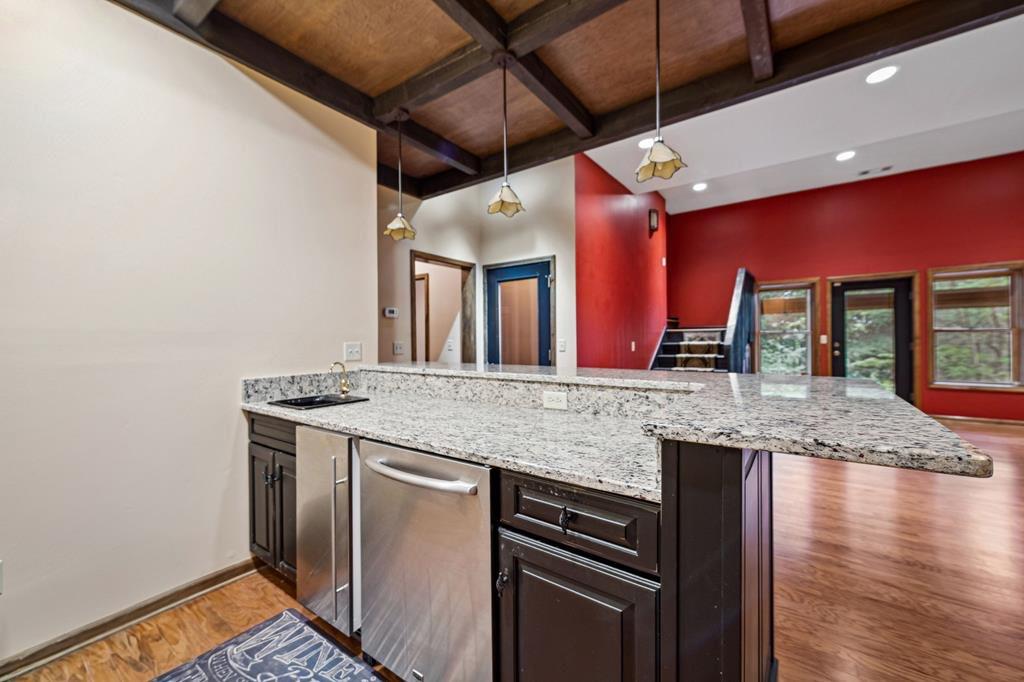 Ellijay, Georgia, 30536, United States, 4 Bedrooms Bedrooms, ,3 BathroomsBathrooms,Residential,Active,1867935