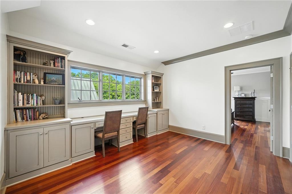 Ball Ground, Georgia, 30107, United States, 5 Bedrooms Bedrooms, ,6 BathroomsBathrooms,Residential,Active,1961964