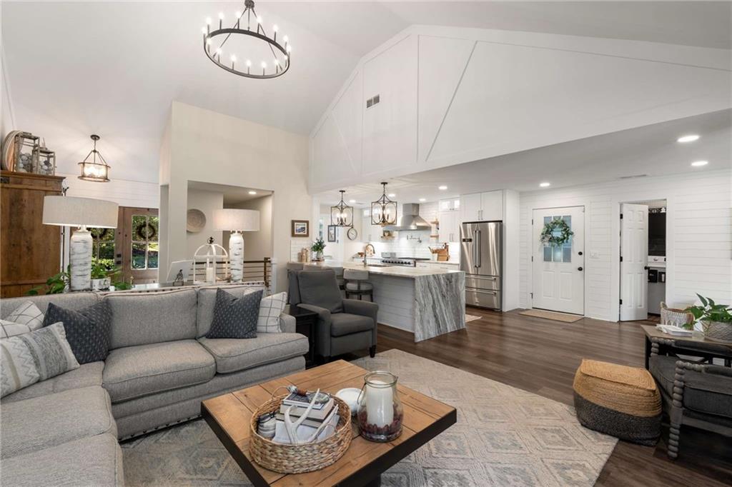 Buford, Georgia, 30518, United States, 5 Bedrooms Bedrooms, ,4 BathroomsBathrooms,Residential,Active,1764522