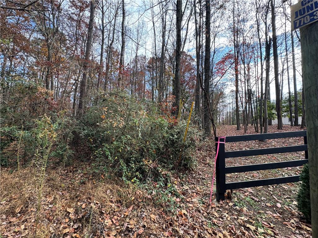 Acworth, Georgia, 30102, United States, 5 Bedrooms Bedrooms, ,3 BathroomsBathrooms,Residential,Active,1998603