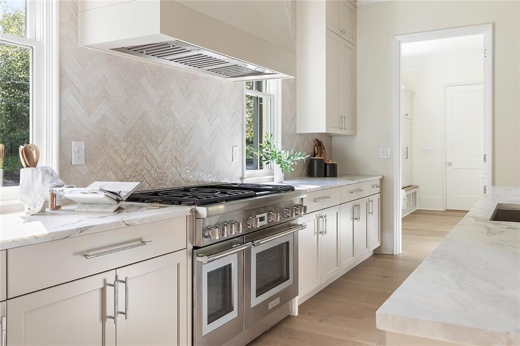 Atlanta, Georgia, 30309, United States, 4 Bedrooms Bedrooms, ,4 BathroomsBathrooms,Residential,Active,1997585