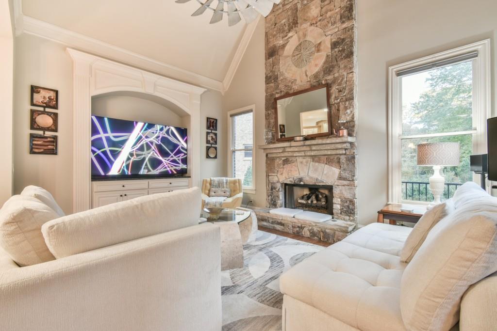 Hoschton, Georgia, 30548, United States, 5 Bedrooms Bedrooms, ,6 BathroomsBathrooms,Residential,Active,2011432