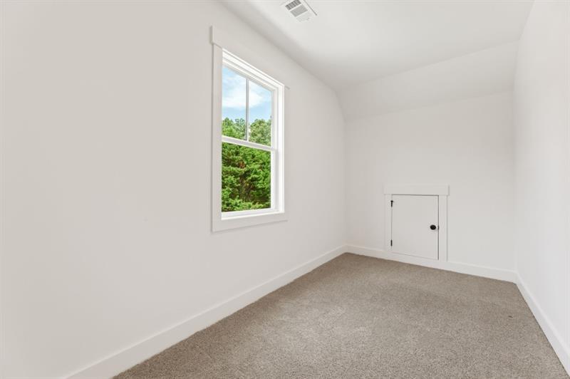 Gainesville, Georgia, 30506, United States, 4 Bedrooms Bedrooms, ,4 BathroomsBathrooms,Residential,Active,1993930