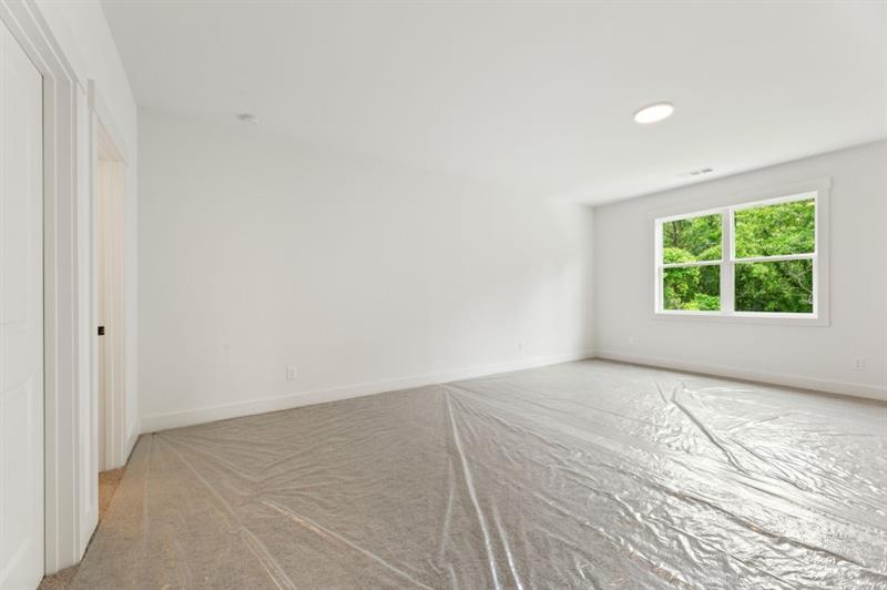 Gainesville, Georgia, 30506, United States, 4 Bedrooms Bedrooms, ,4 BathroomsBathrooms,Residential,Active,1894234