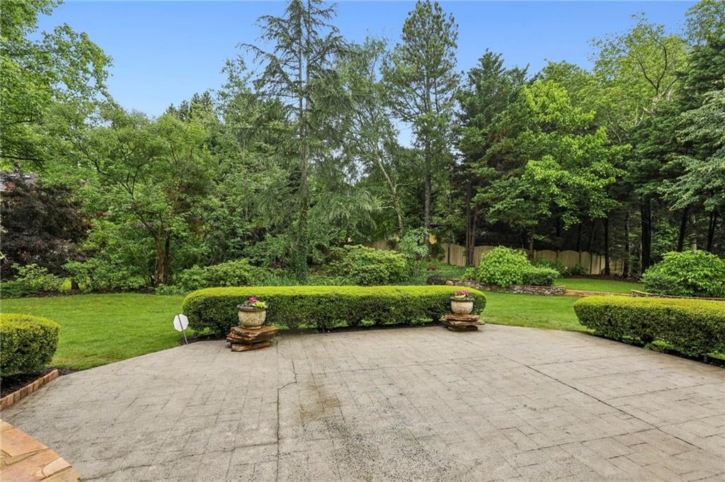 Marietta, Georgia, 30062, United States, 6 Bedrooms Bedrooms, ,6 BathroomsBathrooms,Residential,Active,1965815