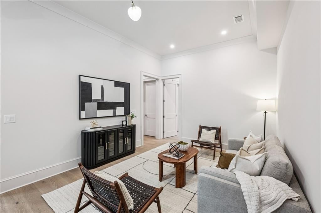 Atlanta, Georgia, 30306, United States, 6 Bedrooms Bedrooms, ,7 BathroomsBathrooms,Residential,Active,2007917