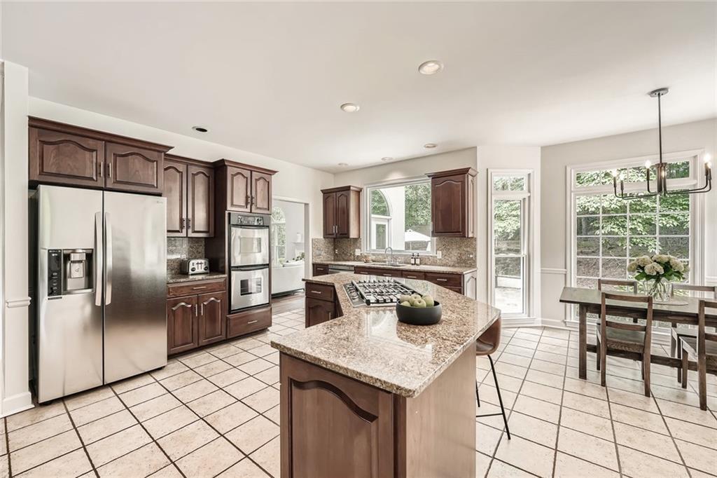 Roswell, Georgia, 30075, United States, 6 Bedrooms Bedrooms, ,6 BathroomsBathrooms,Residential,Active,2015430