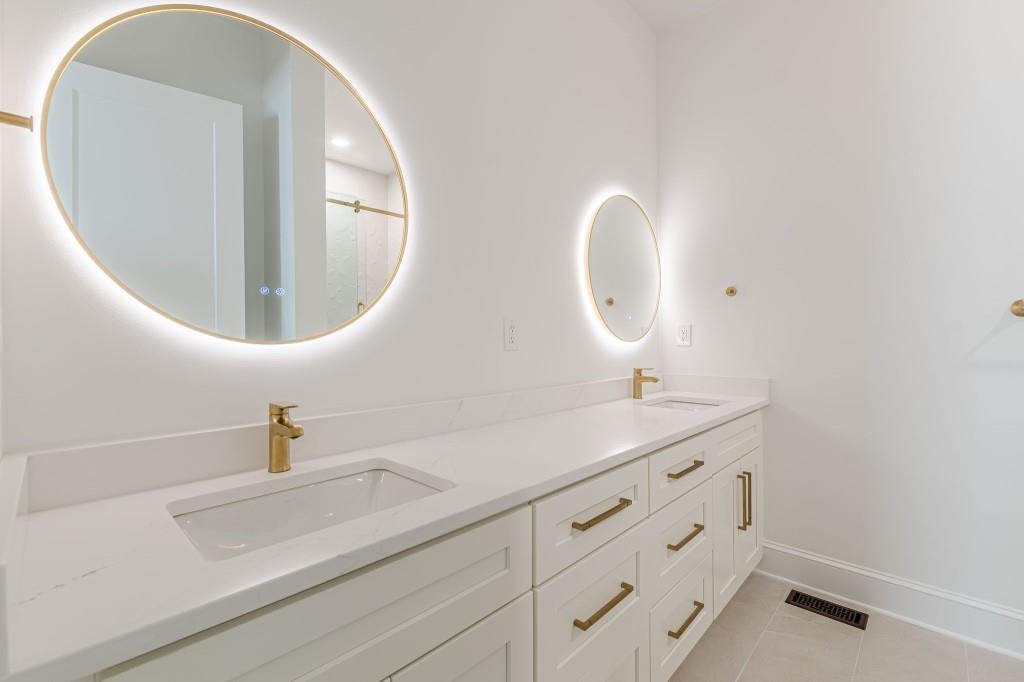 Douglasville, Georgia, 30134, United States, 3 Bedrooms Bedrooms, ,3 BathroomsBathrooms,Residential,Active,1997587