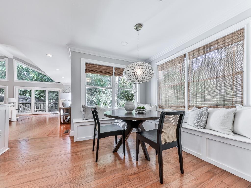 Atlanta, Georgia, 30305, United States, 5 Bedrooms Bedrooms, ,6 BathroomsBathrooms,Residential,Active,1988481