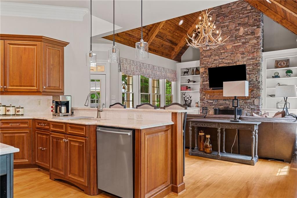 Canton, Georgia, 30115, United States, 6 Bedrooms Bedrooms, ,7 BathroomsBathrooms,Residential,Active,1831788