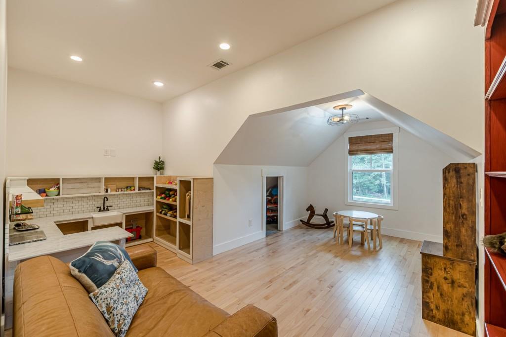 Douglasville, Georgia, 30134, United States, 4 Bedrooms Bedrooms, ,3 BathroomsBathrooms,Residential,Active,1888966