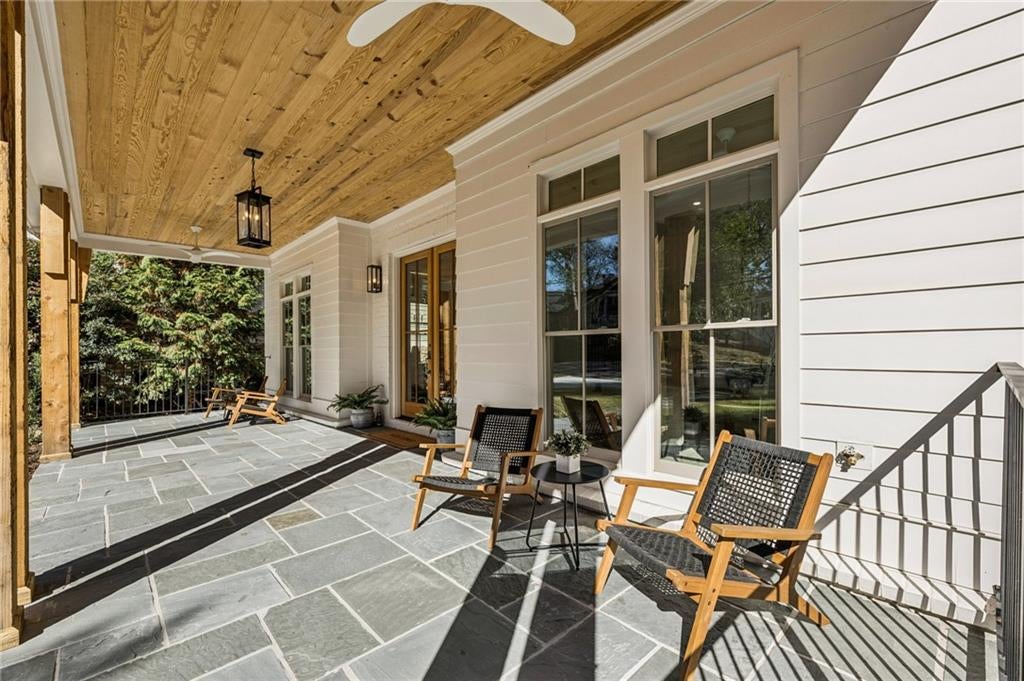 Atlanta, Georgia, 30306, United States, 6 Bedrooms Bedrooms, ,7 BathroomsBathrooms,Residential,Active,2007917