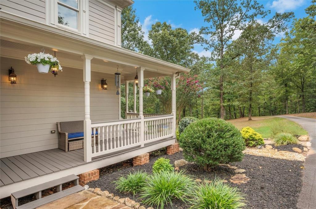 Dawsonville, Georgia, 30534, United States, 4 Bedrooms Bedrooms, ,5 BathroomsBathrooms,Residential,Active,1936637