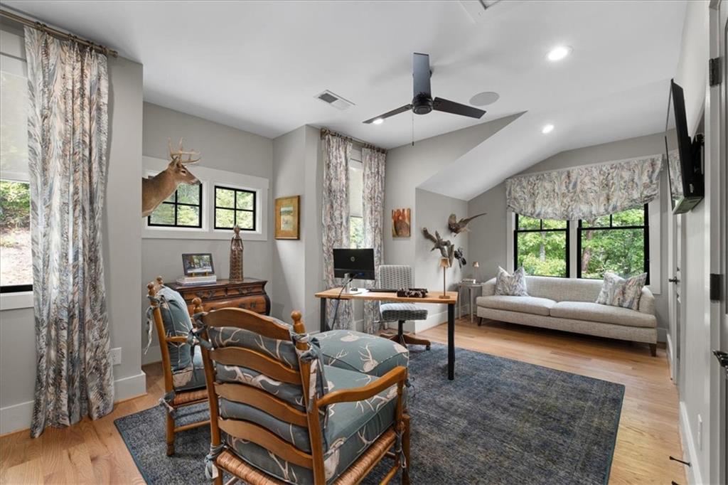 Ellijay, Georgia, 30540, United States, 5 Bedrooms Bedrooms, ,7 BathroomsBathrooms,Residential,Active,1954429