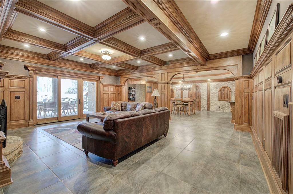 Canton, Georgia, 30114, United States, 6 Bedrooms Bedrooms, ,5 BathroomsBathrooms,Residential,Active,2009423