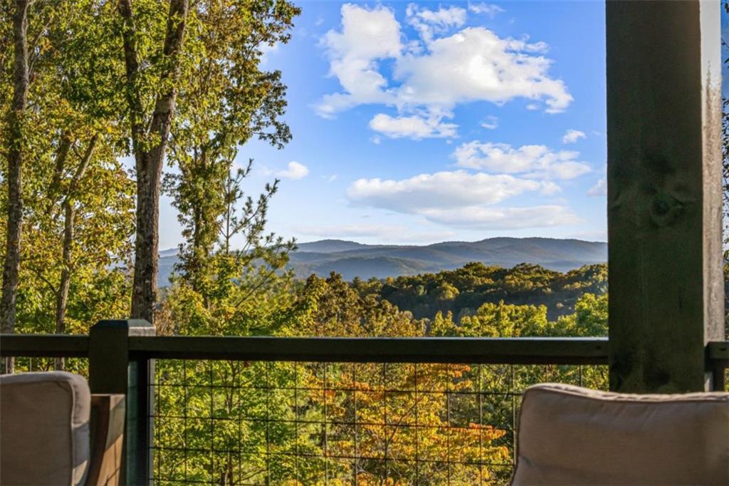 Ellijay, Georgia, 30536, United States, 3 Bedrooms Bedrooms, ,4 BathroomsBathrooms,Residential,Active,1968420
