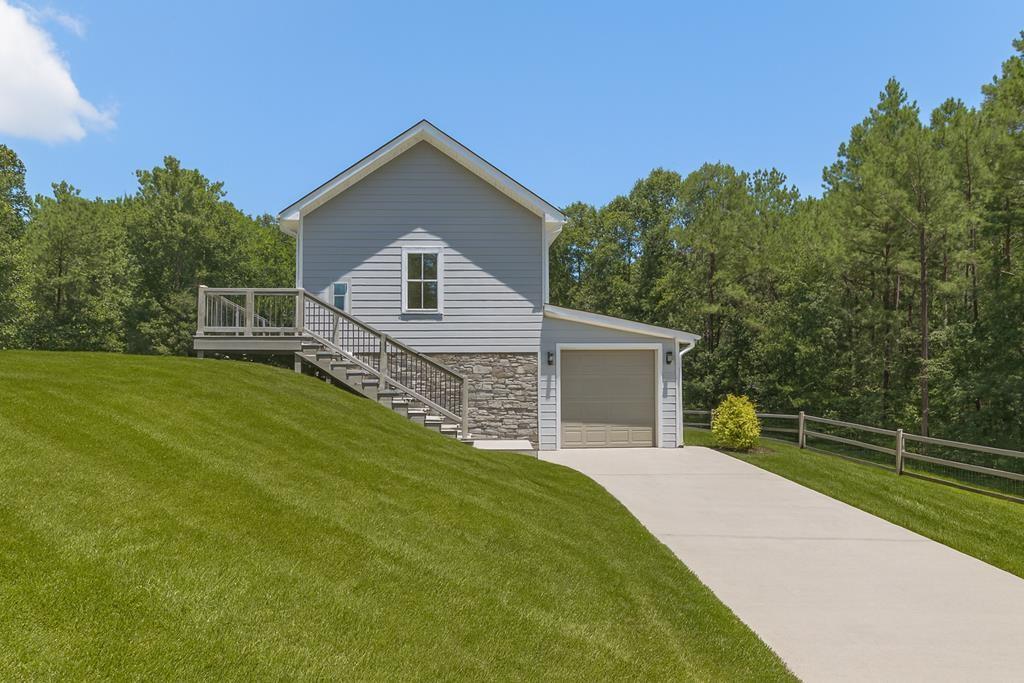 Ellijay, Georgia, 30540, United States, 4 Bedrooms Bedrooms, ,5 BathroomsBathrooms,Residential,Active,1913024