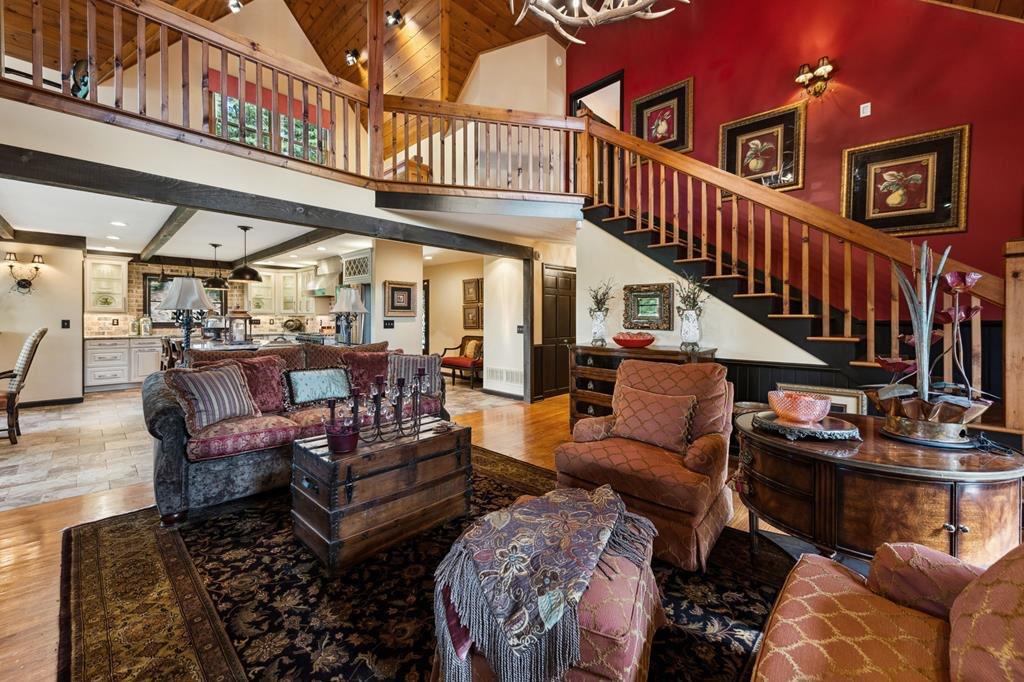 Ellijay, Georgia, 30536, United States, 4 Bedrooms Bedrooms, ,3 BathroomsBathrooms,Residential,Active,1867935