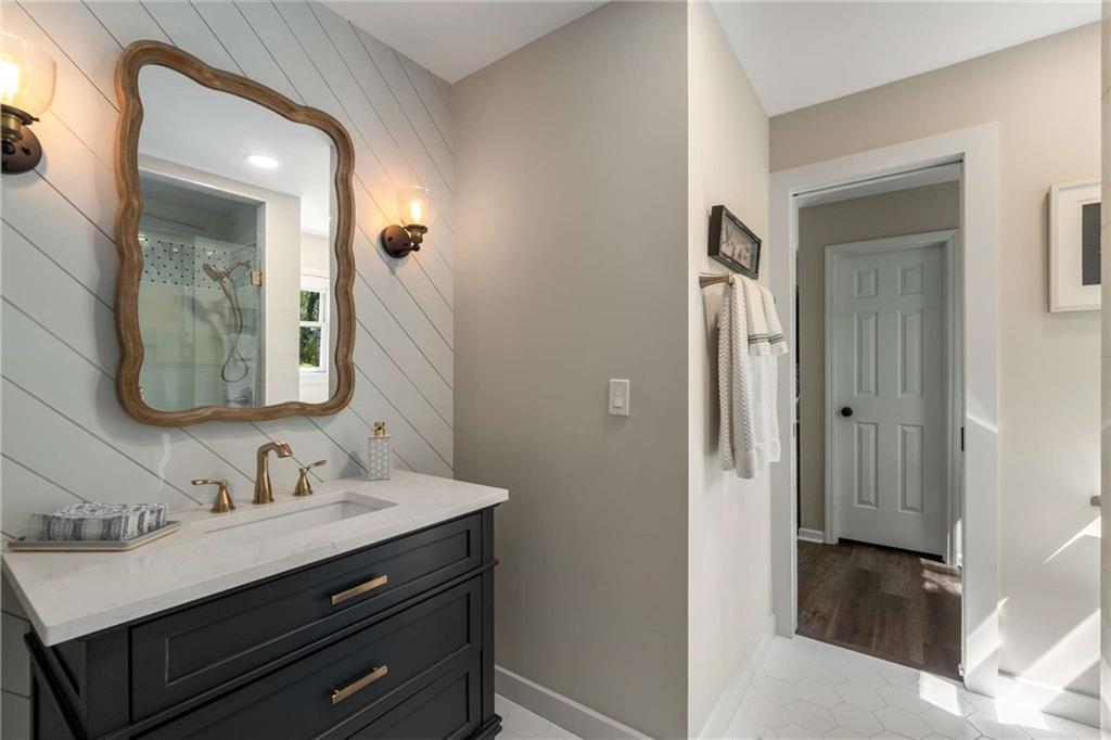 Buford, Georgia, 30518, United States, 5 Bedrooms Bedrooms, ,4 BathroomsBathrooms,Residential,Active,1764522