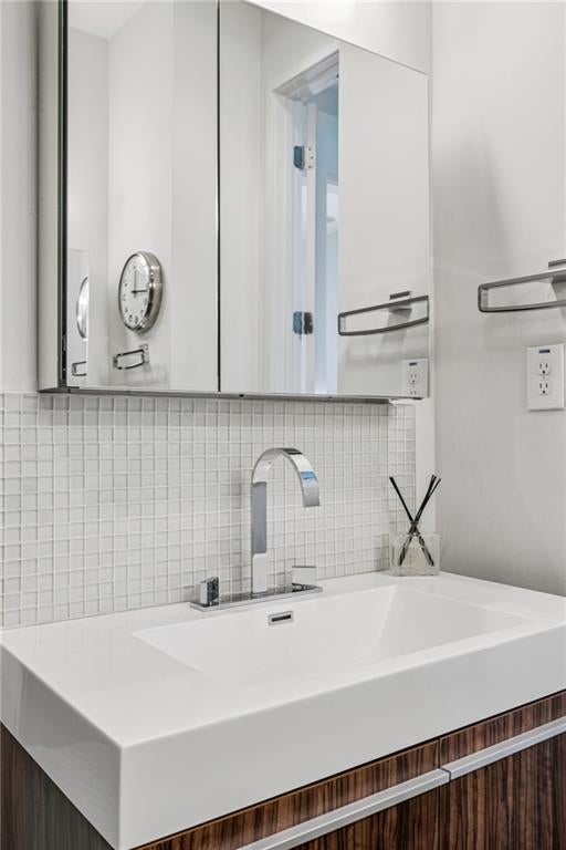 Atlanta, Georgia, 30309, United States, 3 Bedrooms Bedrooms, ,4 BathroomsBathrooms,Residential,Active,1997555