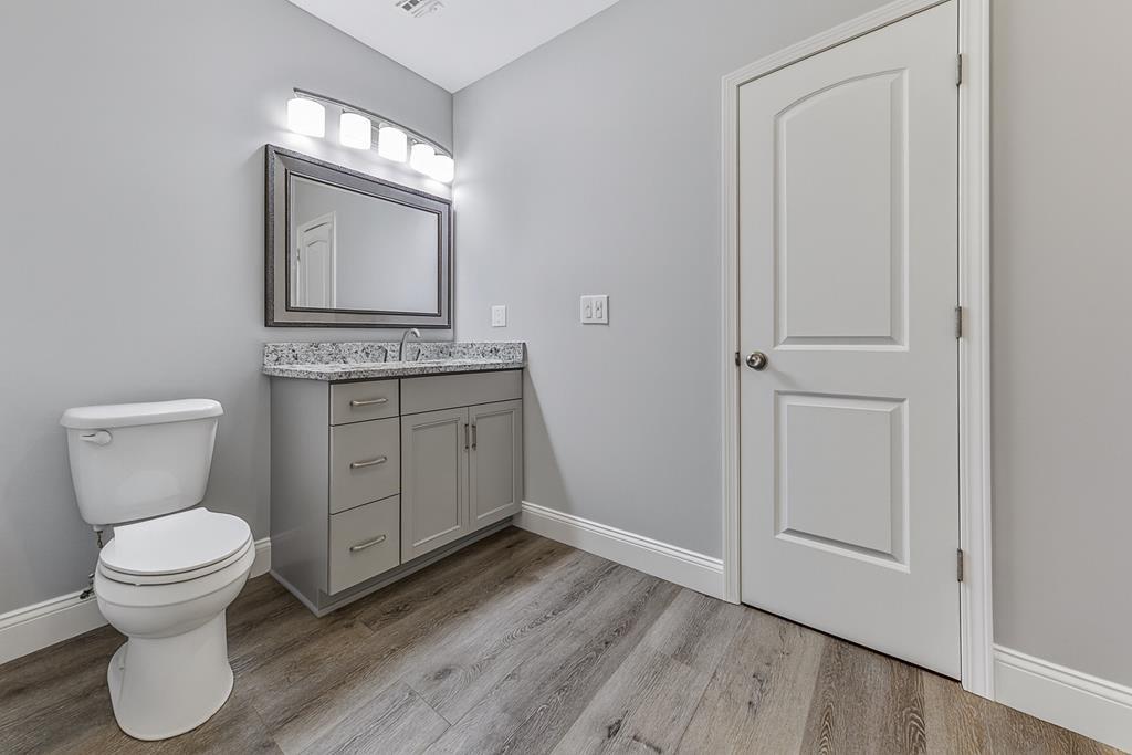 Ellijay, Georgia, 30540, United States, 4 Bedrooms Bedrooms, ,5 BathroomsBathrooms,Residential,Active,1913024