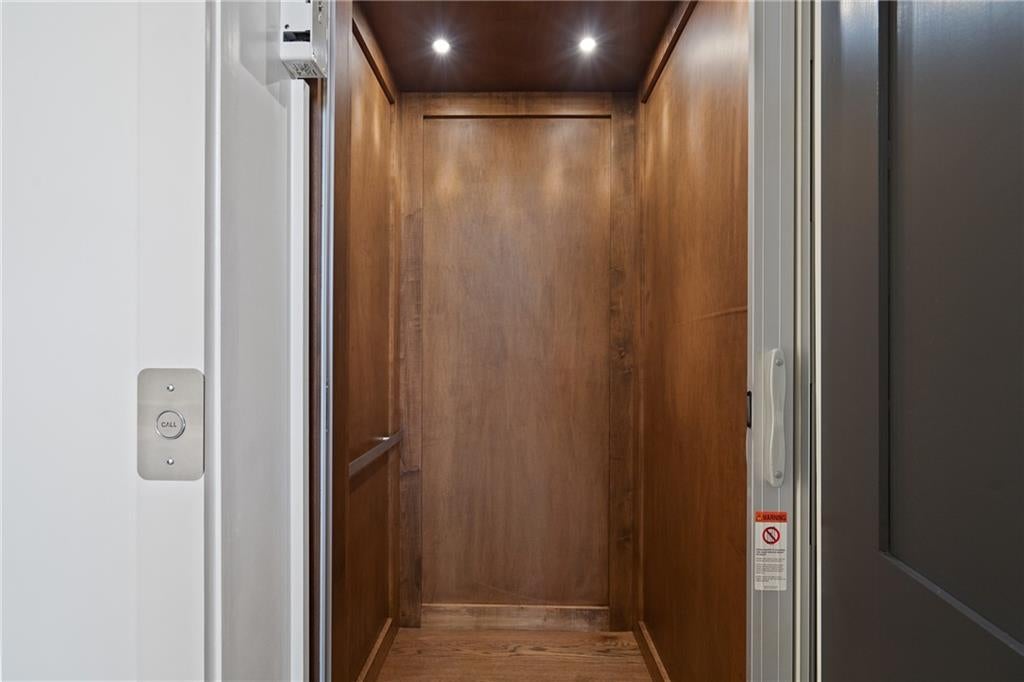 Johns Creek, Georgia, 30022, United States, ,6 BathroomsBathrooms,Residential,Active,1799401