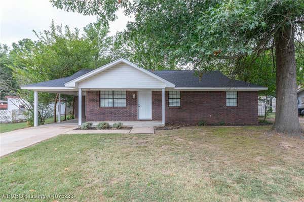 105 W MCKEEN ST, PARIS, AR 72855 - Image 1