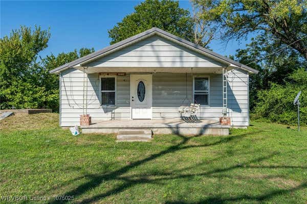 555 N SHILOH RD, SALLISAW, OK 74955 - Image 1