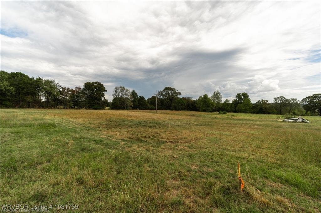 2832 TOVA LN