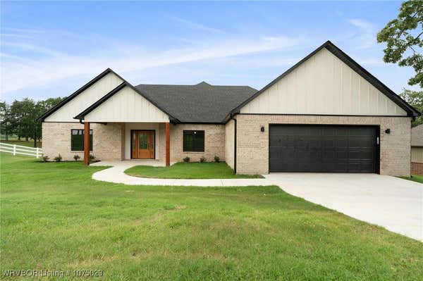 305 EAGLE CRST, POTEAU, OK 74953 - Image 1