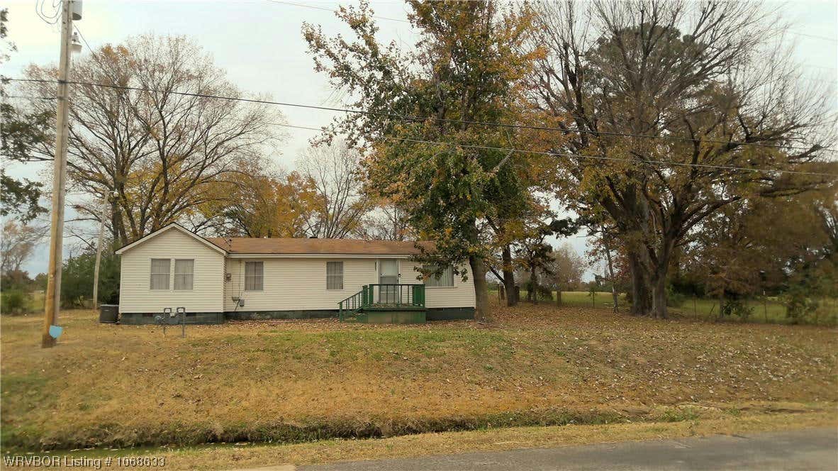 1806 N 5TH ST, PARIS, AR 72855, photo 1 of 37