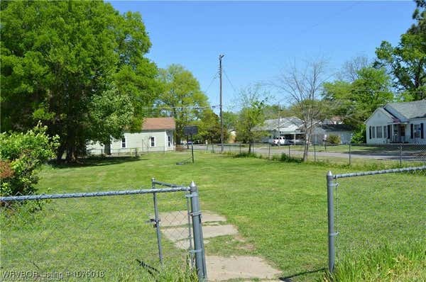 311 CLAYTON AVE, POTEAU, OK 74953 - Image 1