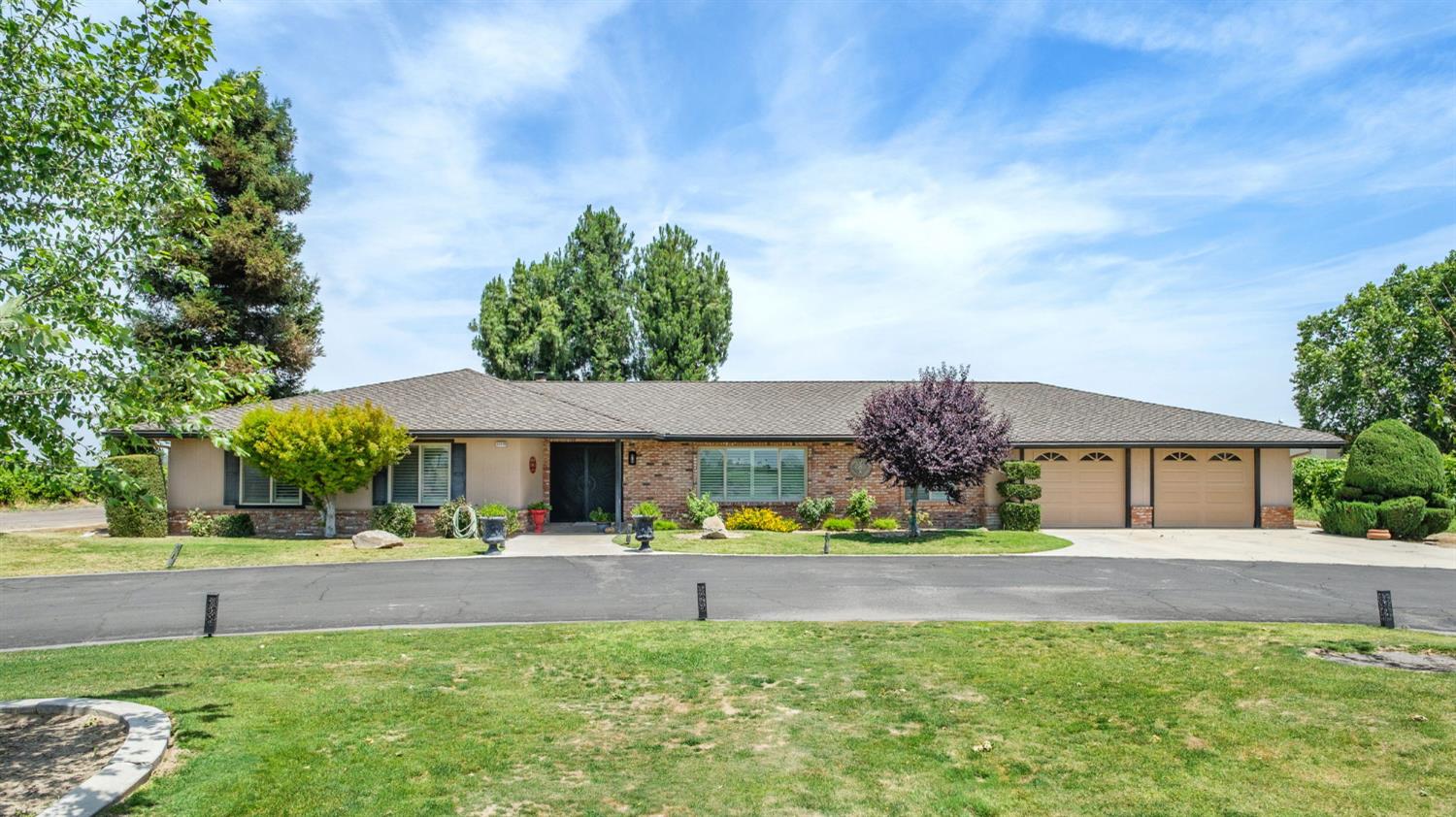 Selma, California, 93662, United States, 3 Bedrooms Bedrooms, ,3 BathroomsBathrooms,Residential,Active,2052138