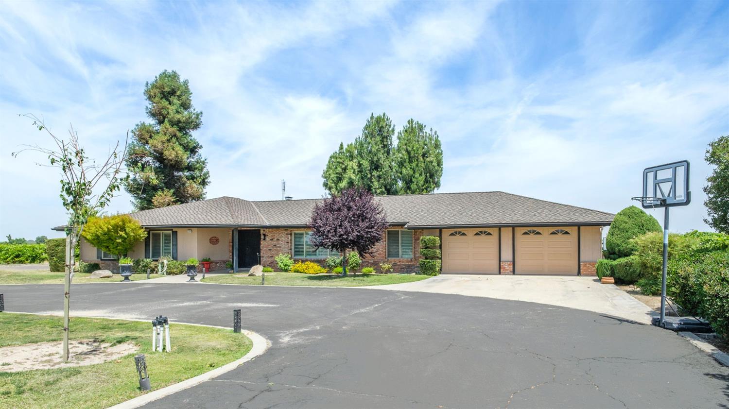 Selma, California, 93662, United States, 3 Bedrooms Bedrooms, ,3 BathroomsBathrooms,Residential,Active,2052138