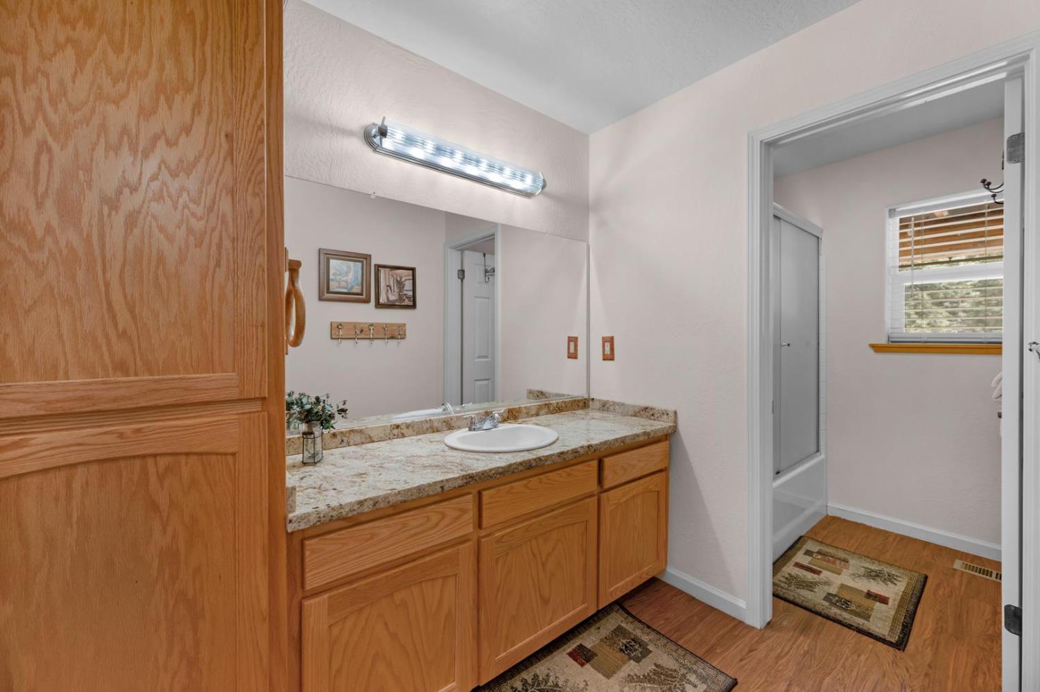 Lakeshore, California, 93634, United States, 3 Bedrooms Bedrooms, ,3 BathroomsBathrooms,Residential,Active,1844543