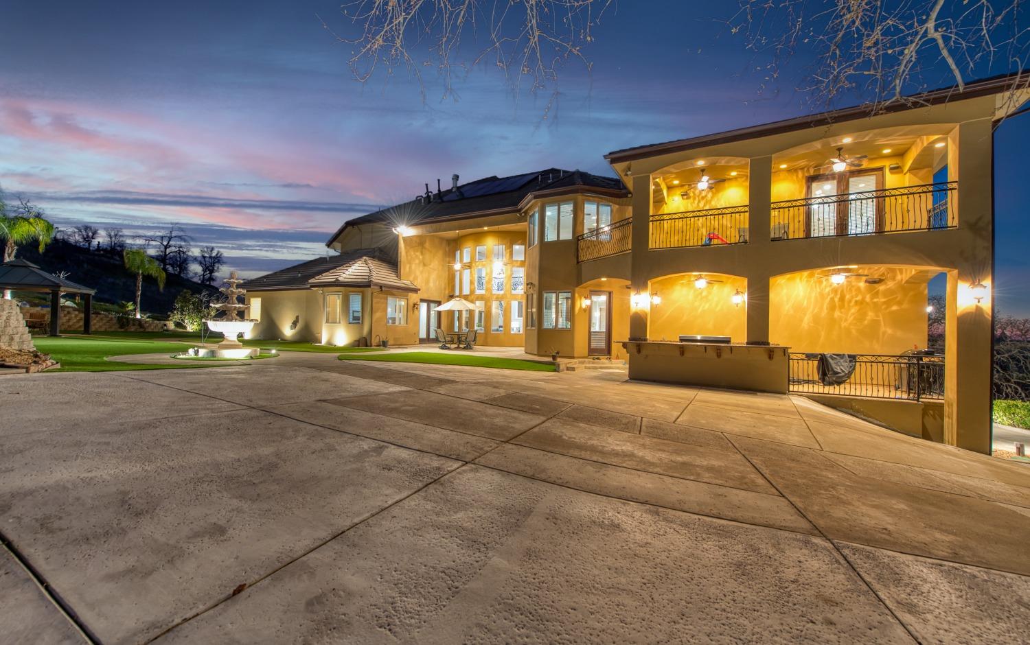 Friant, California, 93626, United States, 7 Bedrooms Bedrooms, ,7 BathroomsBathrooms,Residential,Active,1952490