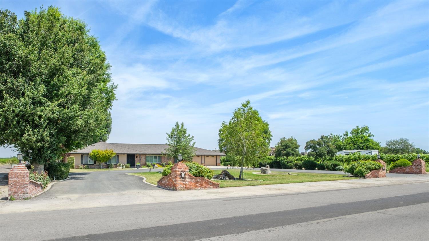 Selma, California, 93662, United States, 3 Bedrooms Bedrooms, ,3 BathroomsBathrooms,Residential,Active,2052138