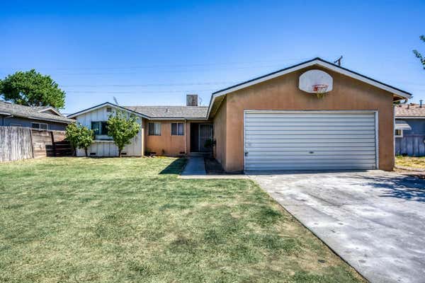 1055 OXFORD AVE, CLOVIS, CA 93612 - Image 1