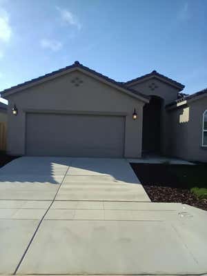 987 S WALNUT AVENUE, KERMAN, CA 93630 - Image 1