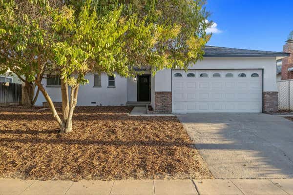 2407 E ACACIA AVE, FRESNO, CA 93726 - Image 1