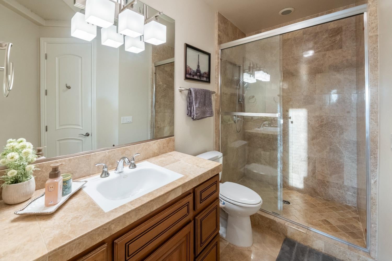 Friant, California, 93626, United States, 7 Bedrooms Bedrooms, ,7 BathroomsBathrooms,Residential,Active,1952490